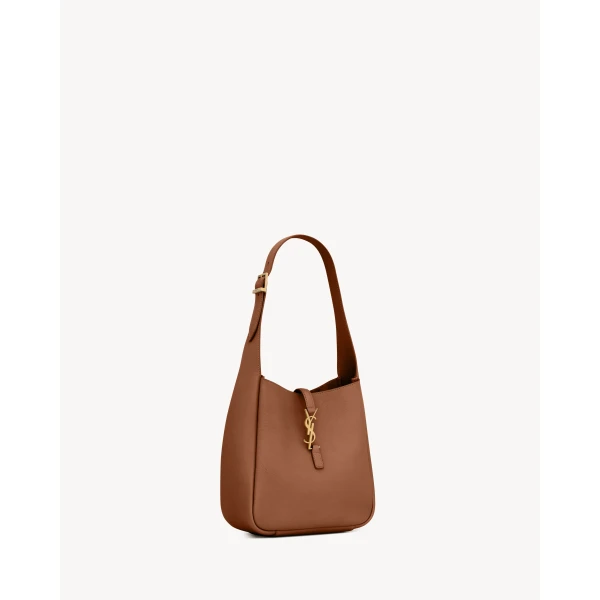 Saint Laurent LE 5 À 7 supple SMALL IN GRAINED LEATHER, view 5