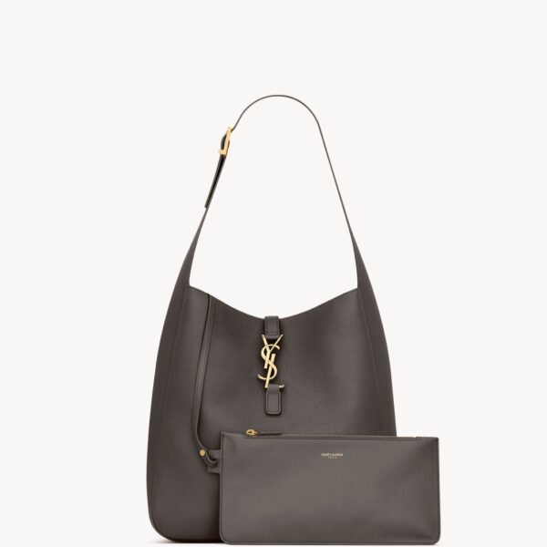 Saint Laurent LE 5 À 7 supple large in grained leather designed in Paris