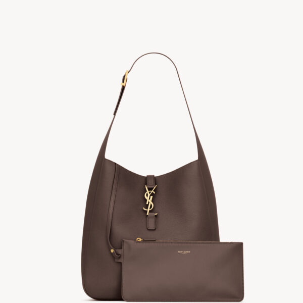 Saint Laurent LE 5 À 7 supple large in grained leather designed in Paris