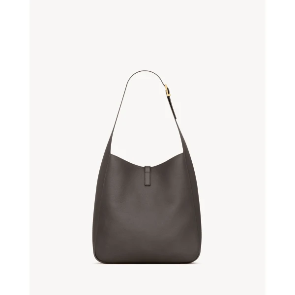 Saint Laurent LE 5 À 7 supple large in grained leather, view 4