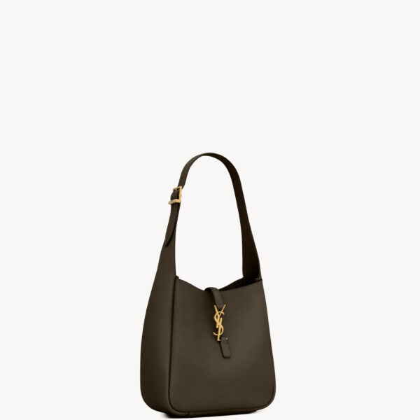 Saint Laurent LE 5 À 7 supple small IN GRAINED LEATHER designed in Paris