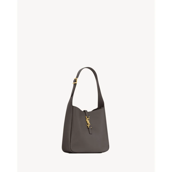 Saint Laurent LE 5 À 7 supple small in grained leather, view 6