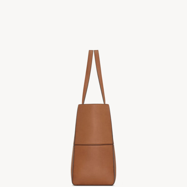 Saint Laurent SAINT LAURENT PARIS small 4 CARRÉ tote in leather designed in Paris