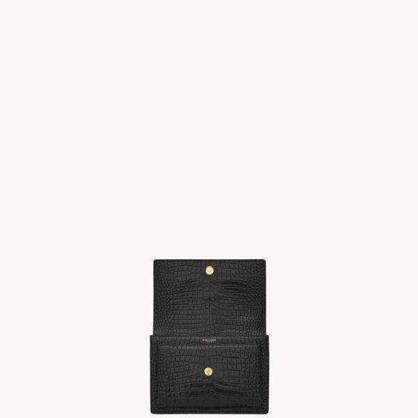 crafted in Italy. Ships worldwide