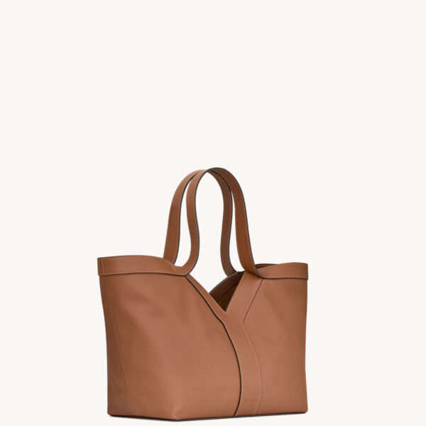 Saint Laurent Y small tote in leather designed in Paris