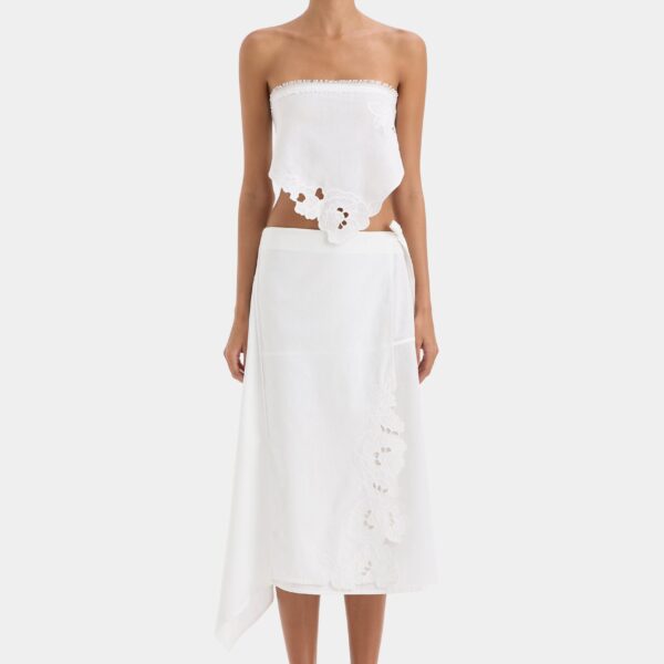 Sir The Label  in soft pastel tones – resort wear collection