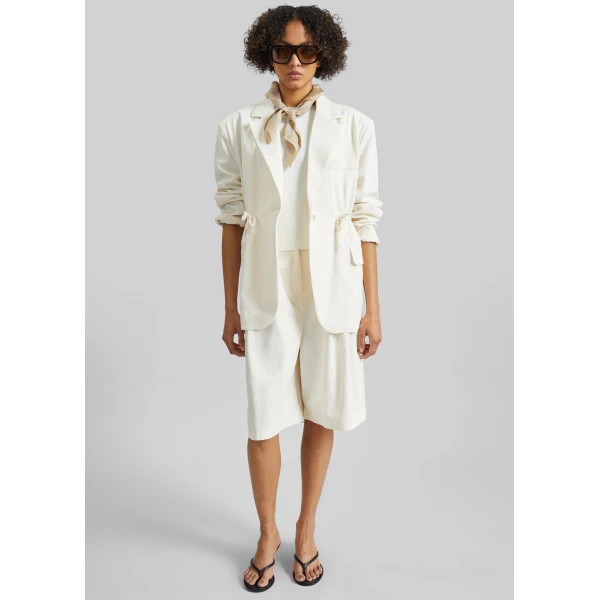 The Frankie Shop Altea Drawstring Blazer – Ivory, view 3