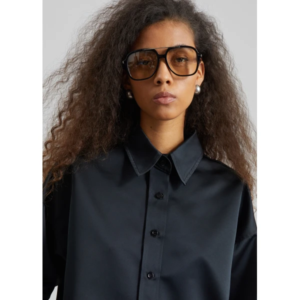 The Frankie Shop Arlen Satin Boxy Shirt – Black, view 4
