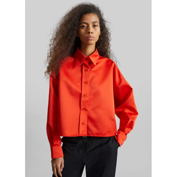 The Frankie Shop Arlen Satin Boxy Shirt – Coral Red, view 4