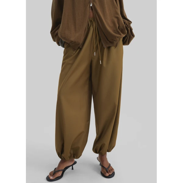 The Frankie Shop Aubray Balloon Pants – Olive Brown, view 4