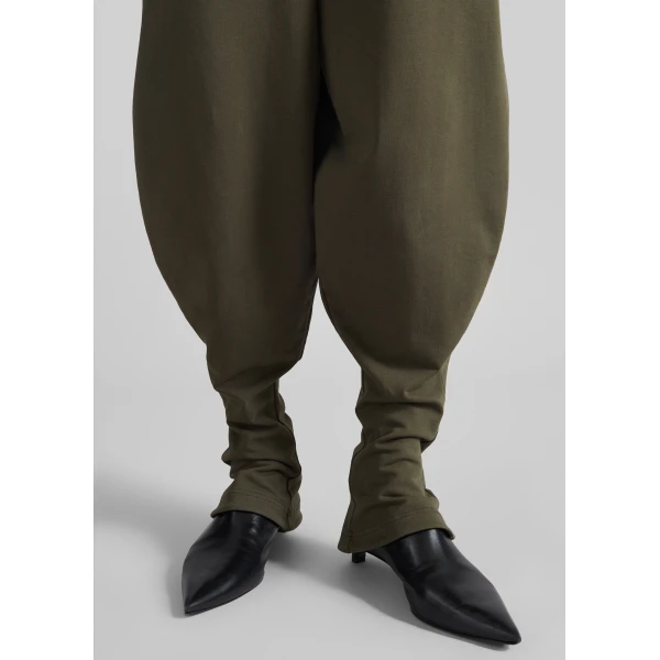 The Frankie Shop Bercy Curved Jersey Joggers – Olive, view 4
