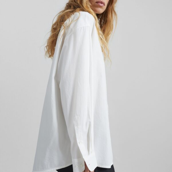The Frankie Shop Bijnor Oxford Shirt - White - Oversized Minimalist Tops in White - Shop at Coveti