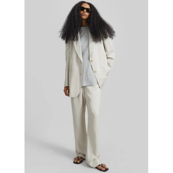 The Frankie Shop Bruna Linen Soft Blazer – Light Beige, view 5