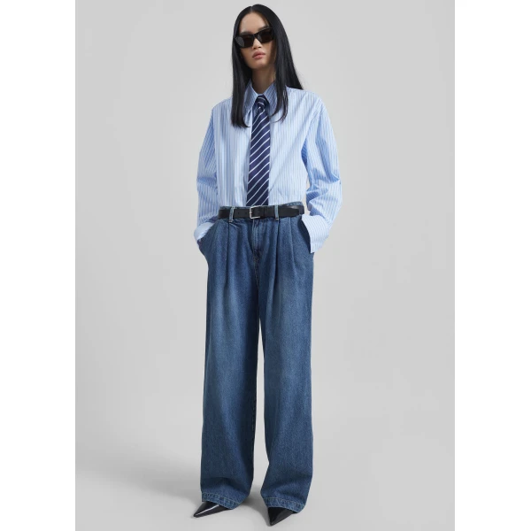 The Frankie Shop Buxton Pleated Wide Jeans – Medium Wash, view 5