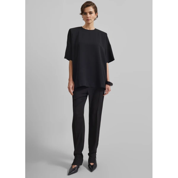 The Frankie Shop Callice Padded T-Shirt – Black Top, view 2