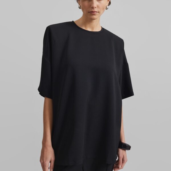 The Frankie Shop Callice Padded T-Shirt - Black - Oversized Minimalist Tops in Black - Shop at Coveti