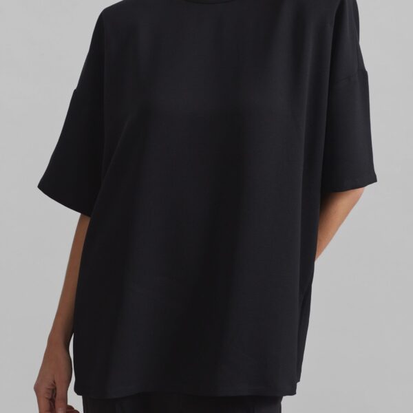 The Frankie Shop Callice Padded T-Shirt - Black - Oversized Minimalist Tops in Black - Shop at Coveti