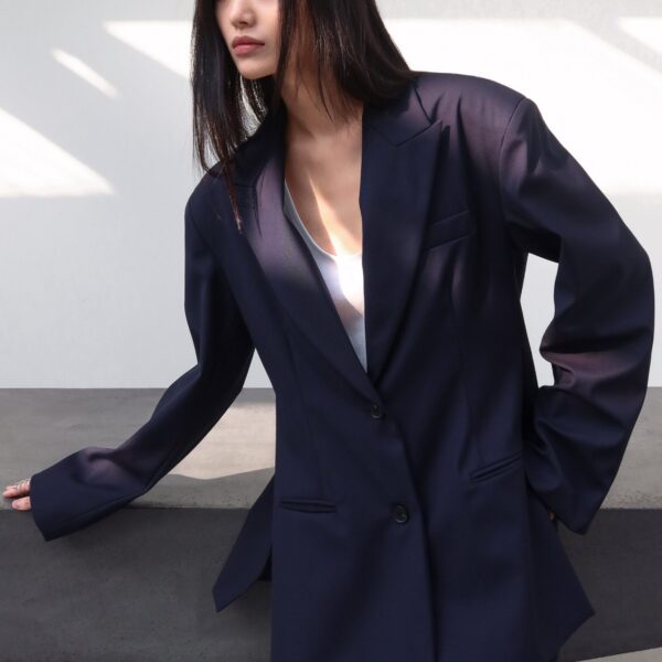 The Frankie Shop Canmore Double Vent Blazer - Navy - Oversized Minimalist Jackets in Blue - Shop at Coveti