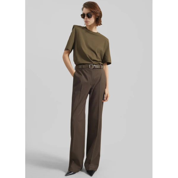 The Frankie Shop Carrington Padded Shoulder Tee – Olive Top, view 3
