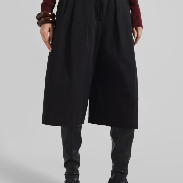 The Frankie Shop Cedar Bermuda Shorts - Black - Oversized Minimalist Shorts in Black - Shop at Coveti