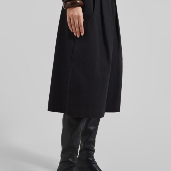 The Frankie Shop Cedar Bermuda Shorts - Black - Oversized Minimalist Shorts in Black - Shop at Coveti