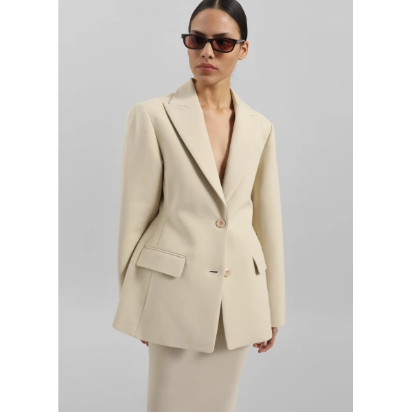 The Frankie Shop Colette Hourglass Blazer – Beige, view 2