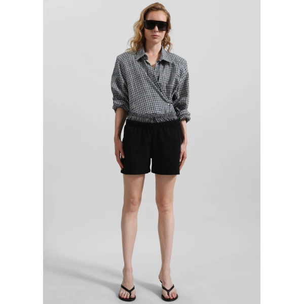 The Frankie Shop Cressy Double Waistband Shorts – Black, view 6