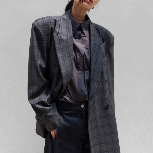 The Frankie Shop Dinant Padded Double-Breasted Blazer - Grey Plaid - Oversized Minimalist Jackets in Multicolour - Shop at Coveti