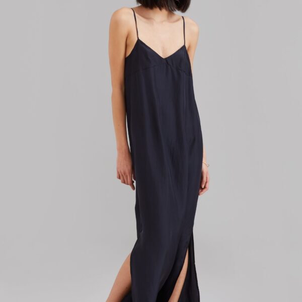 The Frankie Shop Dylana Sleeveless Maxi Dress - Navy - Oversized Minimalist Dresses in Blue - Shop at Coveti