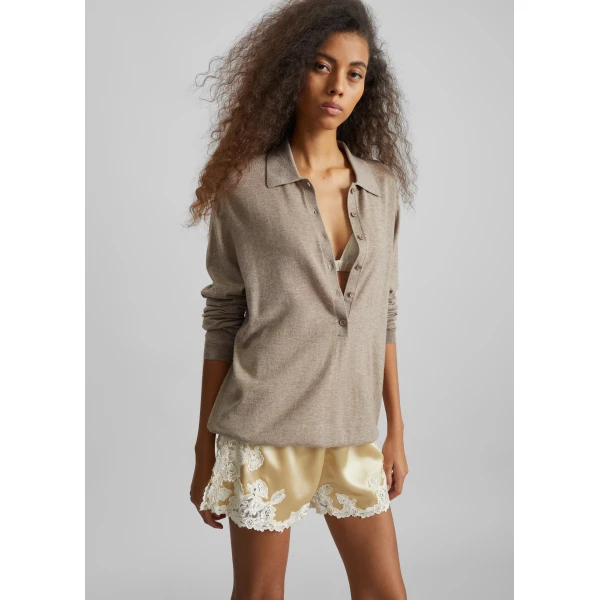 The Frankie Shop Eri Satin Shorts – Vanilla Cream, view 2