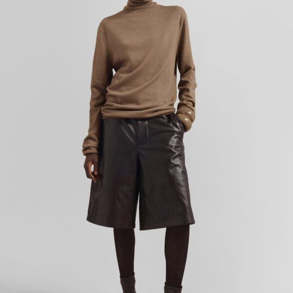 The Frankie Shop Eve Thin Turtleneck Sweater - Camel - Oversized Minimalist Knitwear in Beige - Shop at Coveti