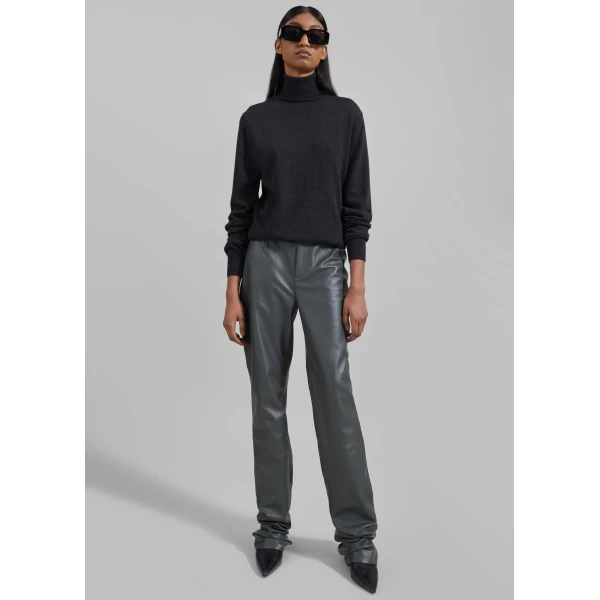 The Frankie Shop Eve Thin Turtleneck Sweater – Dark Grey Melange, view 5