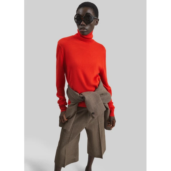 The Frankie Shop Eve Thin Turtleneck Sweater – Red, view 2