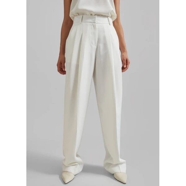 The Frankie Shop Gelso Pleated Twill Trousers – White, view 2