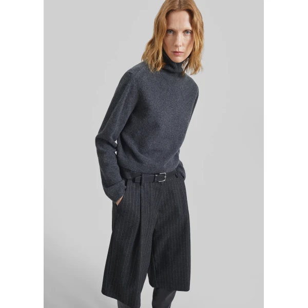The Frankie Shop Grenaa Wool Turtleneck Sweater – Dark Grey, view 2