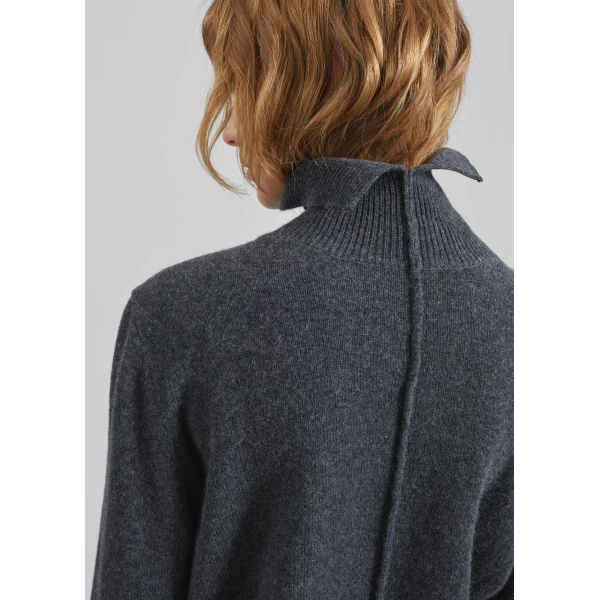 The Frankie Shop Grenaa Wool Turtleneck Sweater – Dark Grey, view 5