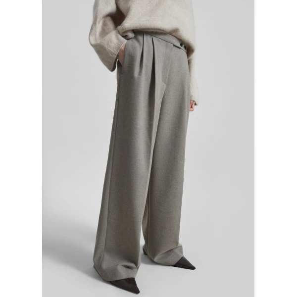 The Frankie Shop Haflso Pleated Wide Trousers – Beige Melange, view 5