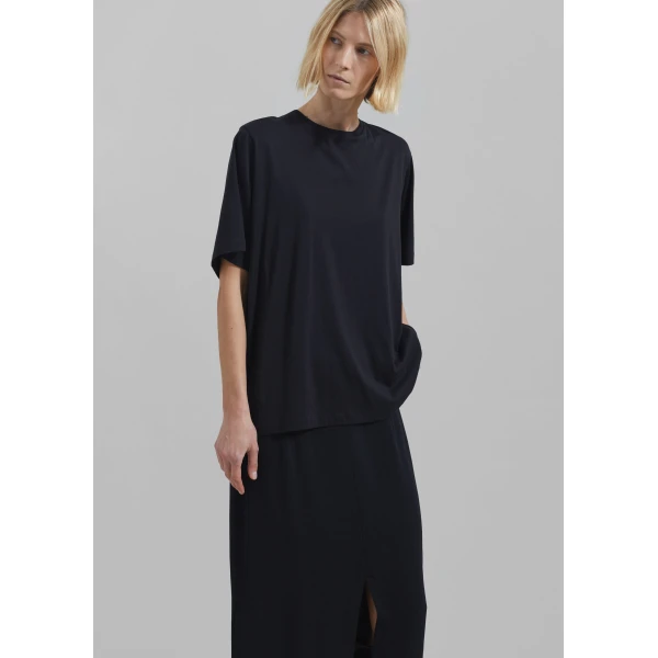 The Frankie Shop Harper Soft Organic T-Shirt – Black Top, view 2