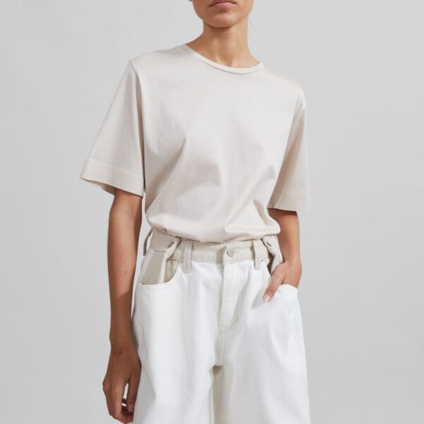 The Frankie Shop Hayla Contrast Denim Shorts - Off White/Beige - Oversized Minimalist Shorts in Multicolour - Shop at Coveti