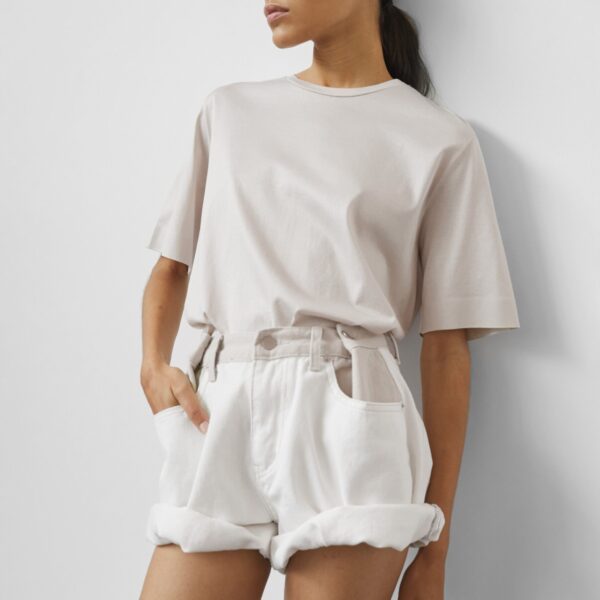 The Frankie Shop Hayla Contrast Denim Shorts - Off White/Beige - Oversized Minimalist Shorts in Multicolour - Shop at Coveti