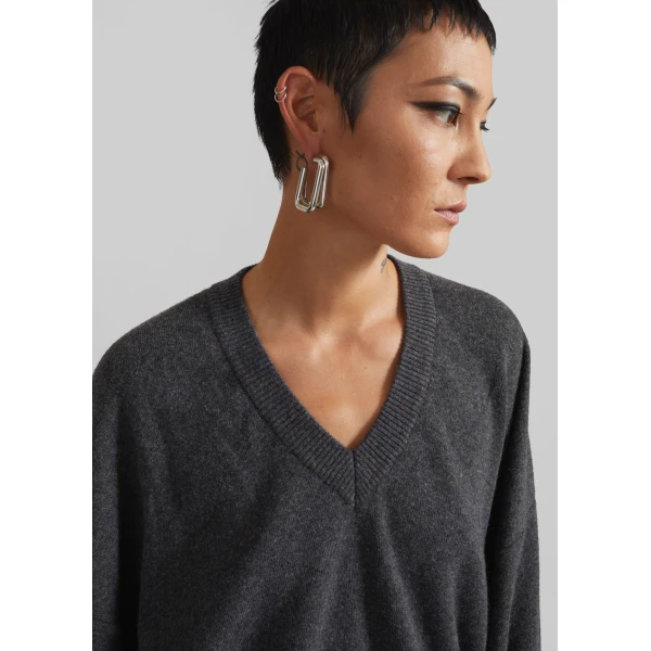The Frankie Shop Ilston V-Neck Sweater – Grey, view 4