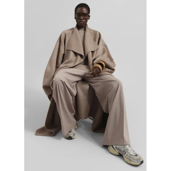 The Frankie Shop Leroy Funnel Neck Wool Coat – Taupe Melange, view 5