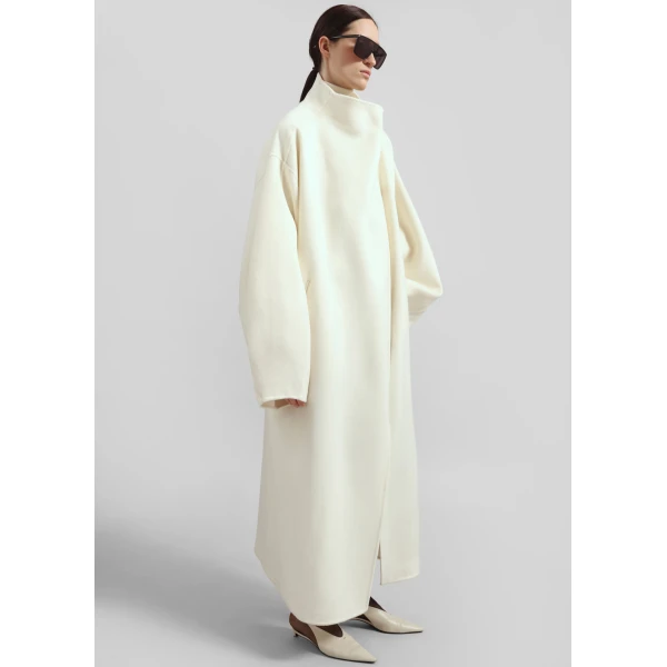The Frankie Shop Leroy Funnel Neck Wool Coat – White, view 3