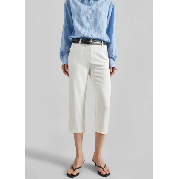 The Frankie Shop Lior Fluid Capri Pants – Ivory, view 3