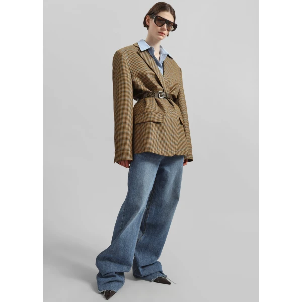 The Frankie Shop Lyra Oversized Houndstooth Blazer – Camel, view 4
