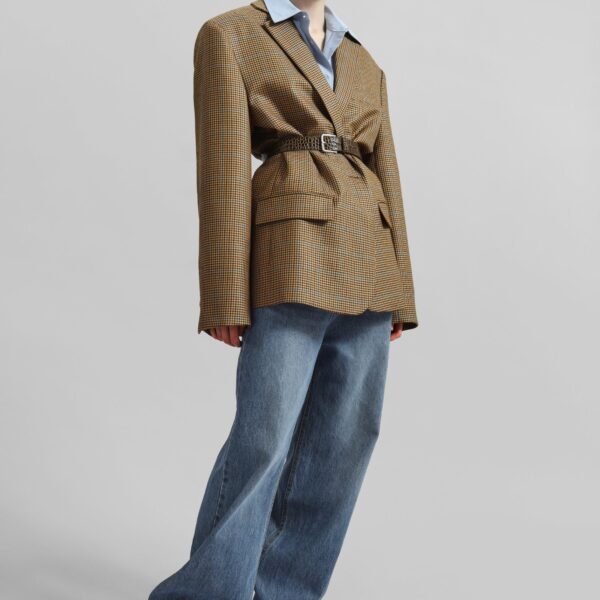 The Frankie Shop Lyra Oversized Houndstooth Blazer - Camel - Oversized Minimalist Jackets in Beige - Shop at Coveti