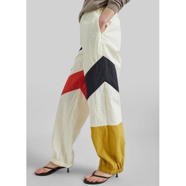 The Frankie Shop Malevich Track Pants – Vanilla, view 4