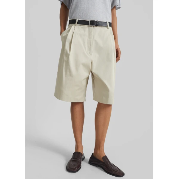 The Frankie Shop Marfa Cotton Pleated Bermuda – Light Beige Shorts, view 3