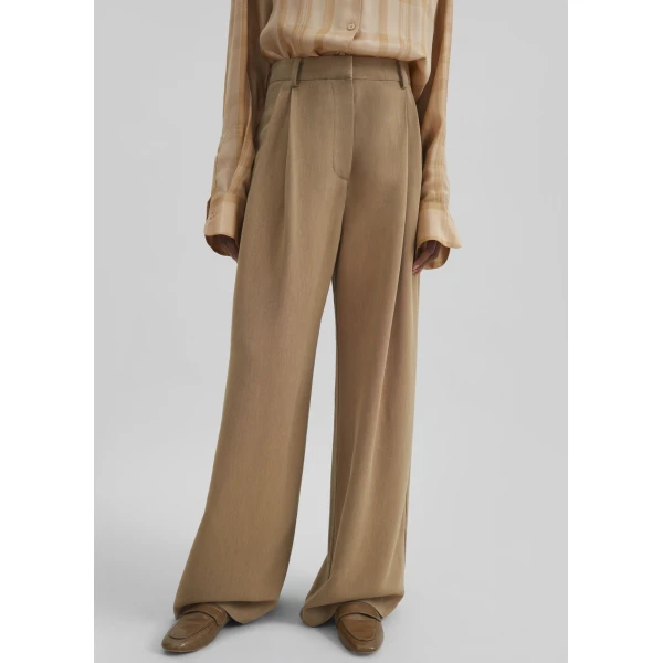 The Frankie Shop Marfa Linen Pleated Trousers – Camel, view 4