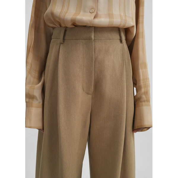 The Frankie Shop Marfa Linen Pleated Trousers – Camel, view 6